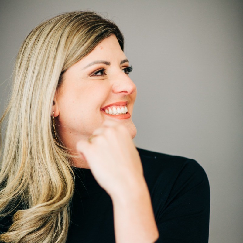 Betana Pavanello - CEO & CFO
